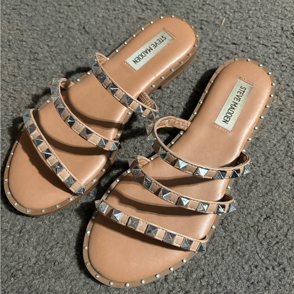 Steve Madden Shoes - Women’s Steve Madden Lodell sandals